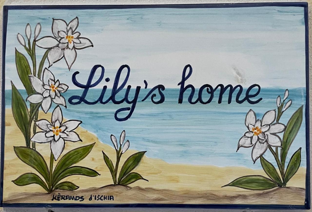 Holiday home Lily's