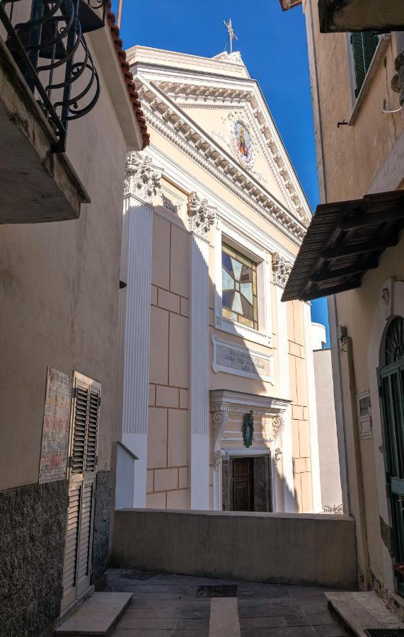 Lily's * Lacco Ameno (Isola d'Ischia)